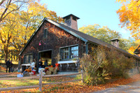 Fall Barn (Maudslay)
